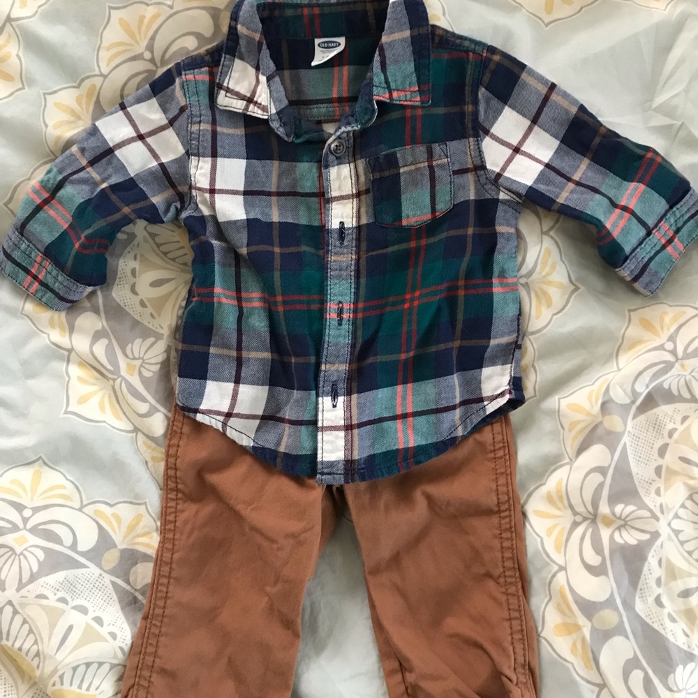 Plaid & Khaki Outfit